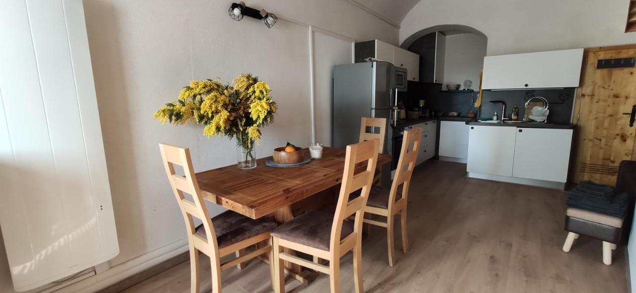 Superbe Appartement 2 Pieces A 2 Pas De La Plage,Dans La Vieille Ville Menton Exterior photo